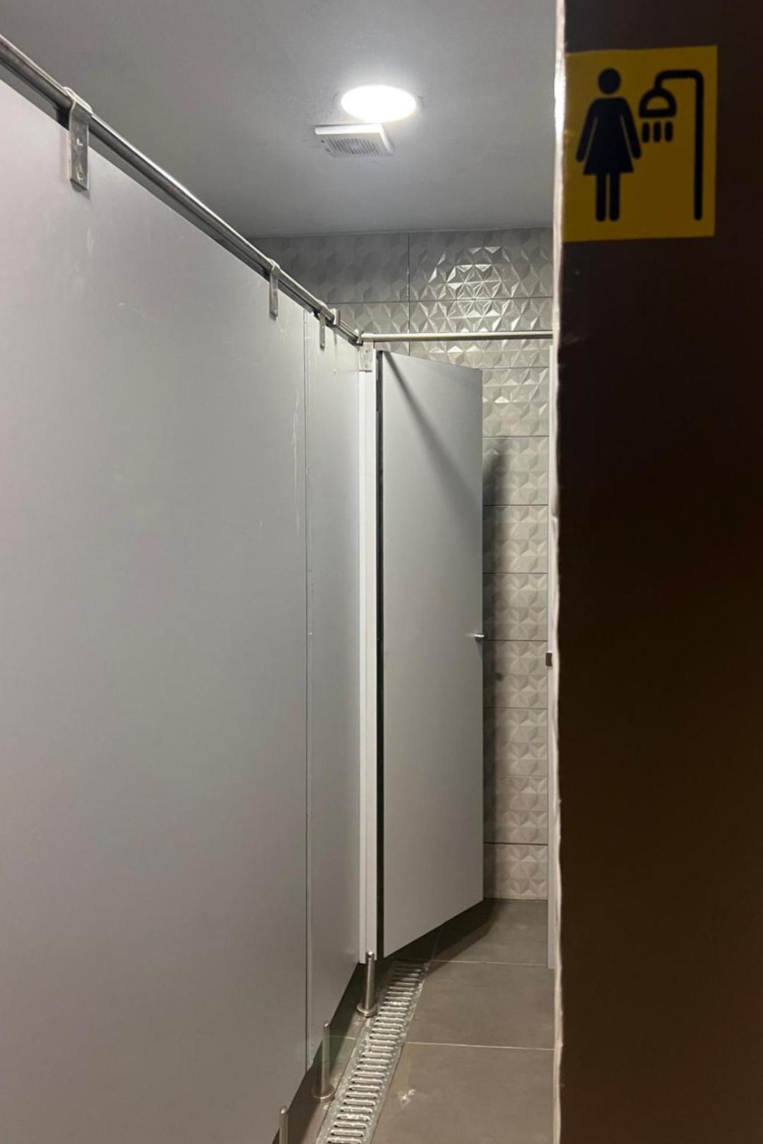Hostel Estrella 20 Μαδρίτη Εξωτερικό φωτογραφία